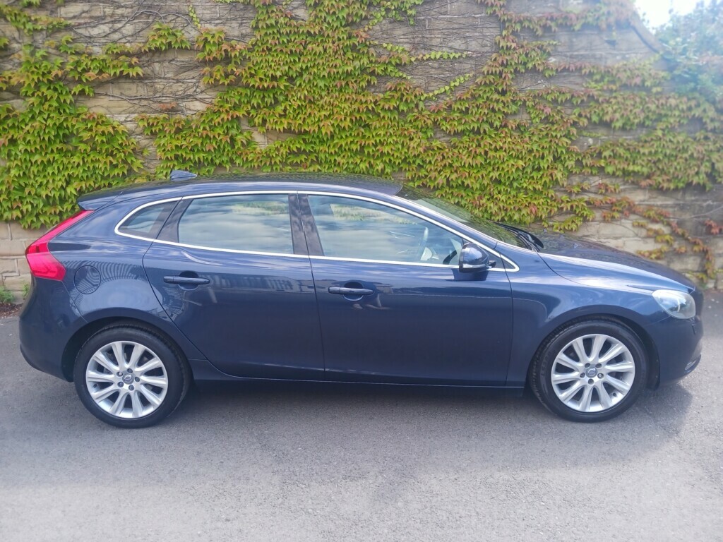 Volvo V40 2.0 D2 R-design Lux Euro 6 Ss White #20