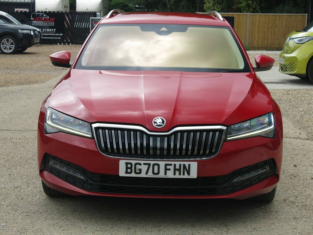Skoda Superb 150Hp Se Technology Red #3