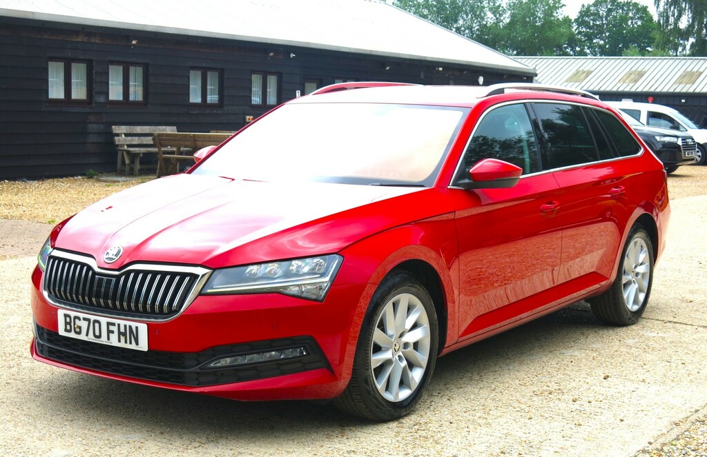 Skoda Superb 150Hp Se Technology Red