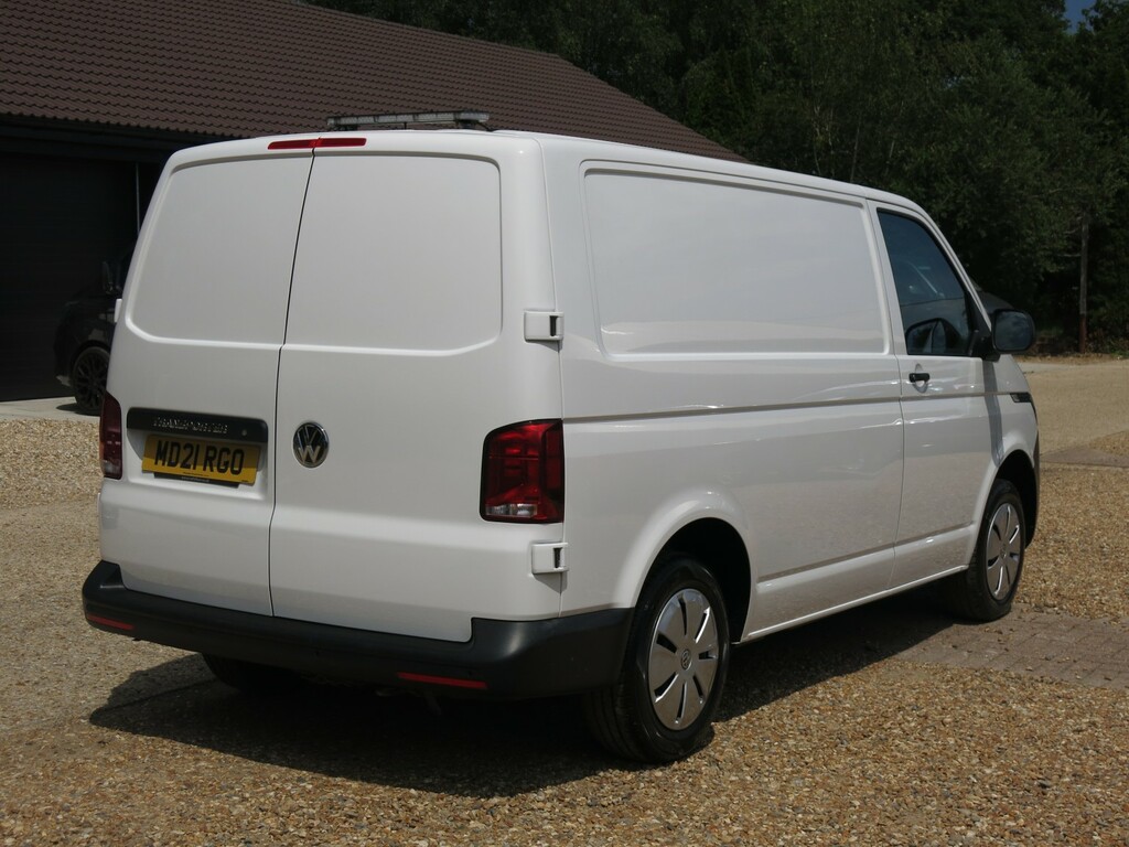 Volkswagen Transporter Panel Van T6.1 110Hp Swb Aircon T30 Startline 202 MD21RGO White #5