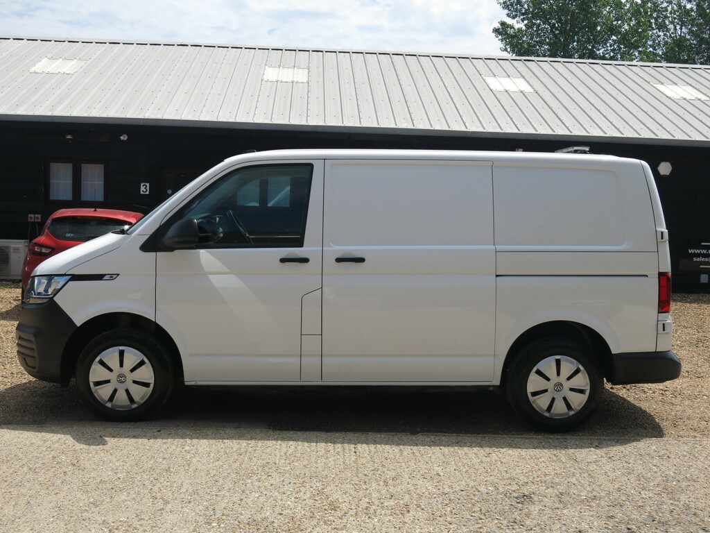 Volkswagen Transporter Panel Van T6.1 110Hp Swb Aircon T30 Startline 202 MD21RGO White #2