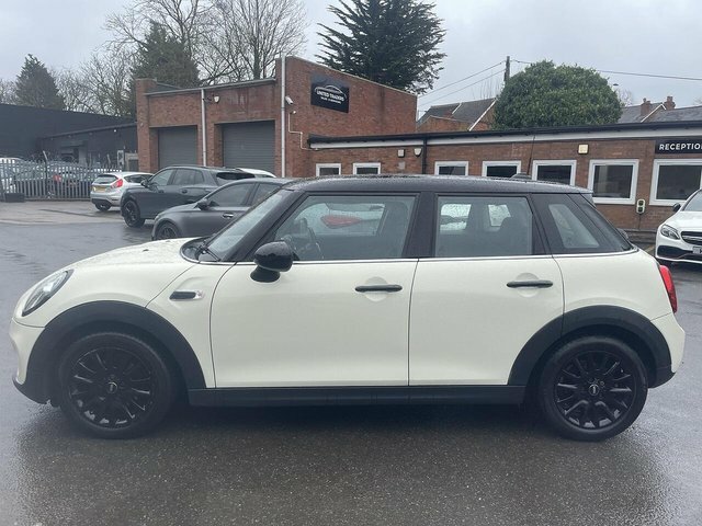 Mini Hatch 1.5 Cooper Classic Hatchback Eur VF19OCV White #6