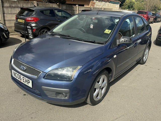 Ford Focus 1.6 Zetec Climate Hatchback Blue #6