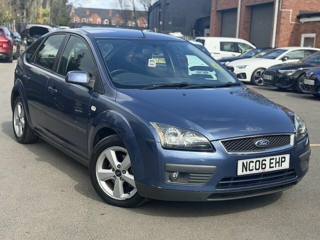 Ford Focus 1.6 Zetec Climate Hatchback Blue #3