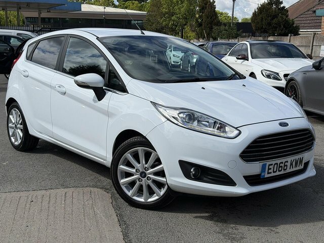 Ford Fiesta 1.0T Ecoboost Titanium Hatchback Powers EO66KWM White #3