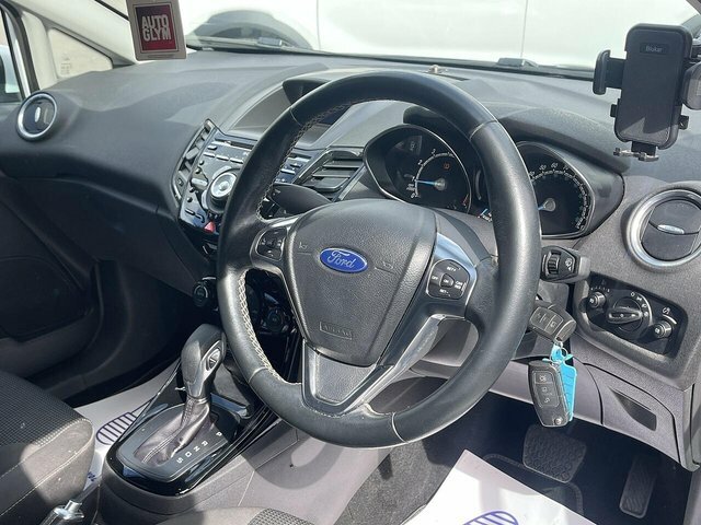 Ford Fiesta 1.0T Ecoboost Titanium Hatchback Powers EO66KWM White #2