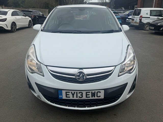 Vauxhall Corsa 1.4 16V Se Hatchback Euro 5 100 P EY13EWC White #5