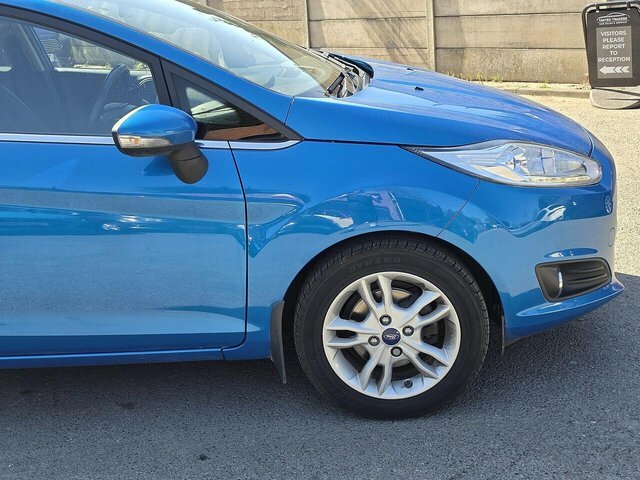 Ford Fiesta 1.0T Ecoboost Zetec Hatchback Powershif MV16DWY Blue #4