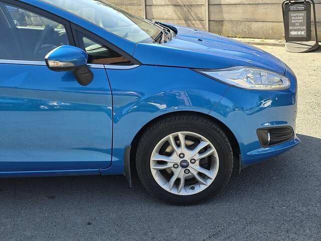 Ford Fiesta 1.0T Ecoboost Zetec Hatchback Powershif MV16DWY Blue #3