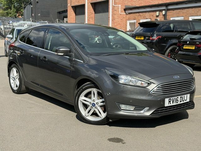 Ford Focus 1.0T Ecoboost Titanium Hatchback E RV16DUJ Grey