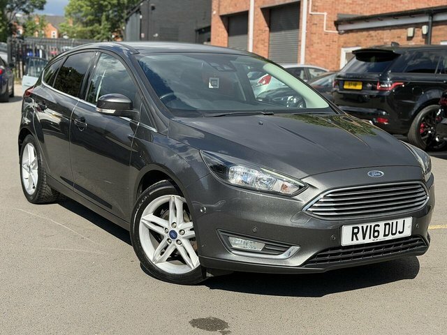 Ford Focus 1.0T Ecoboost Titanium Hatchback E RV16DUJ Grey #4