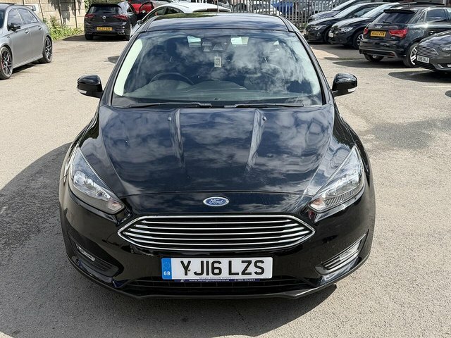 Ford Focus 1.0T Ecoboost Zetec Hatchback Euro YJ16LZS Black #4