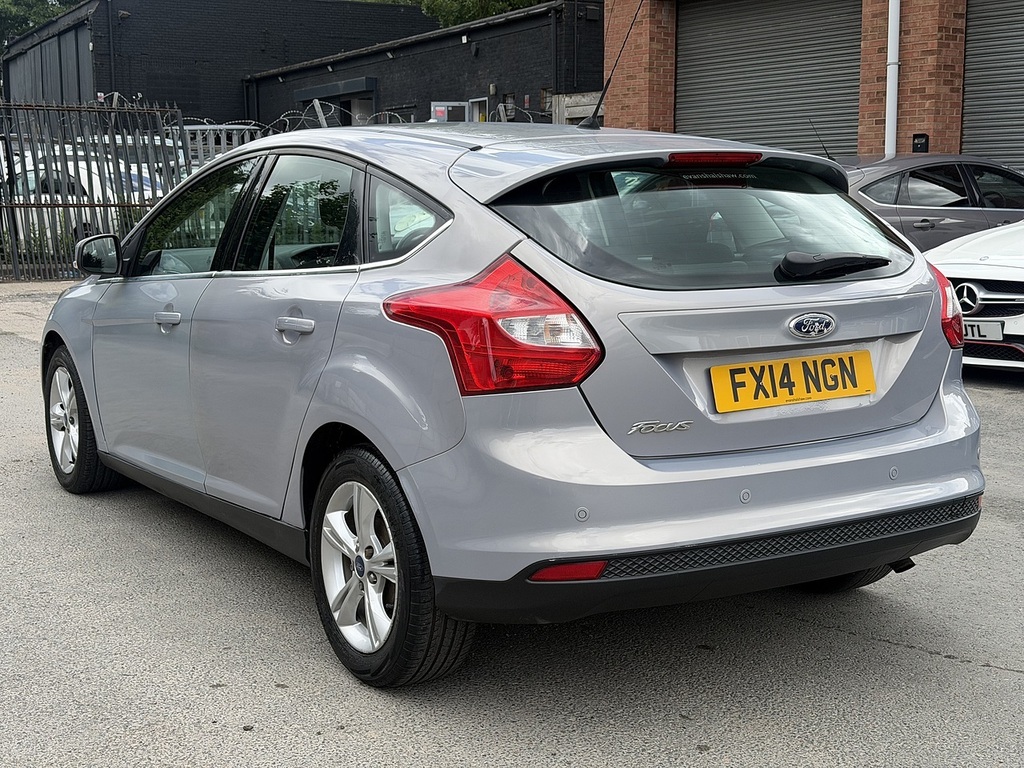 Ford Focus 1.6 Zetec Hatchback Powershift Euro 5 FX14NGN Silver #6