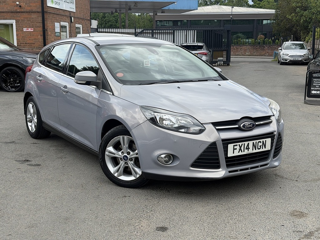 Ford Focus 1.6 Zetec Hatchback Powershift Euro 5 Silver