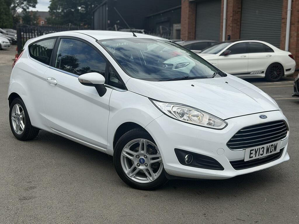 Ford Fiesta 1.0T Ecoboost Zetec Hatchback Eu White