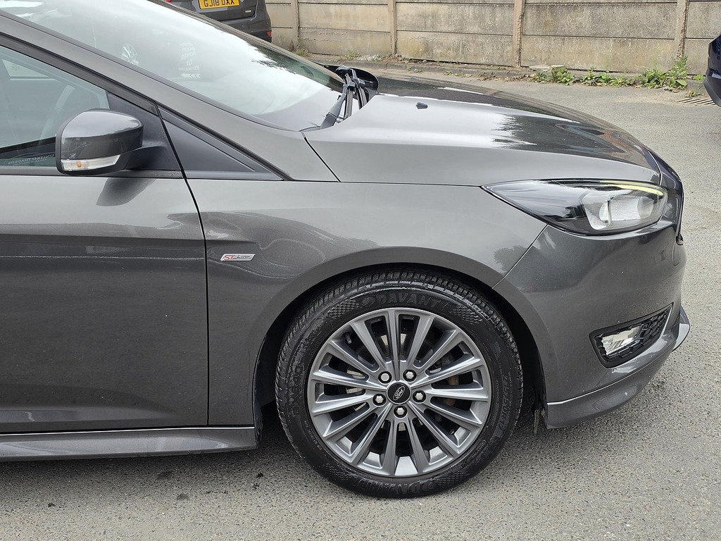Ford Focus 1.0T Ecoboost St-line Hatchback Eu DK18UPD Grey #3