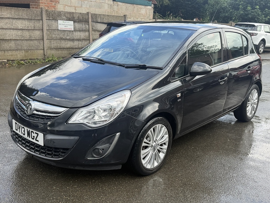 Vauxhall Corsa 1.4 16V Se Hatchback Euro 5 100 P DY13WGZ Black #5