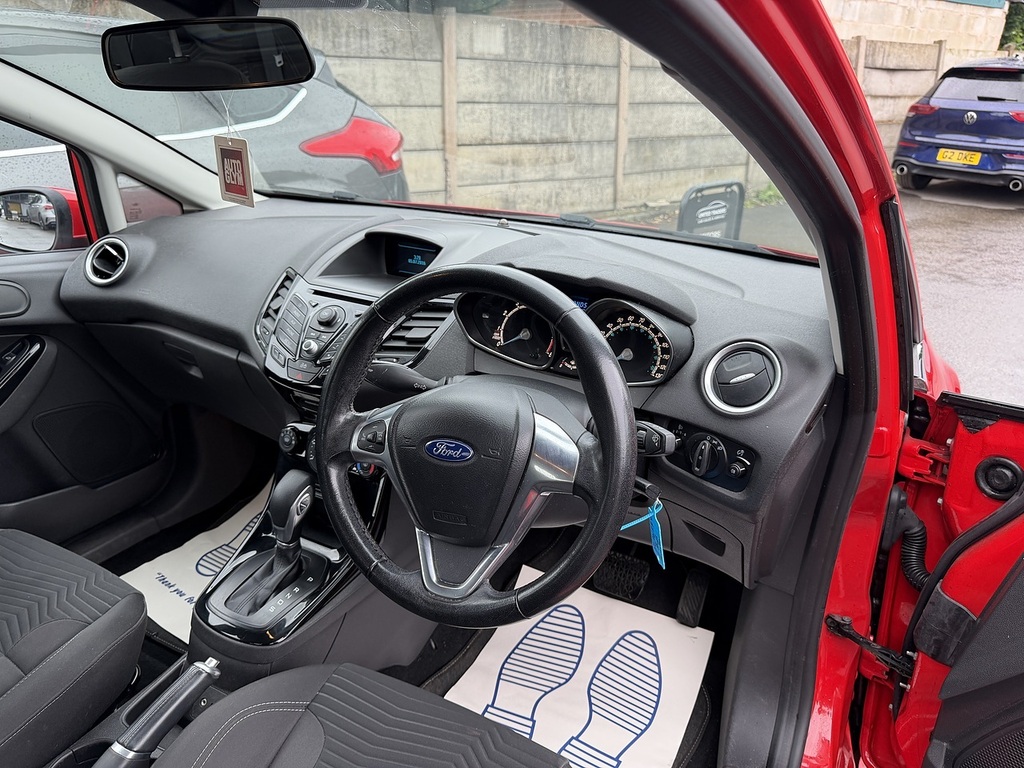 Ford Fiesta 1.0T Ecoboost Zetec Hatchback Powershif YE14RRV Red #2