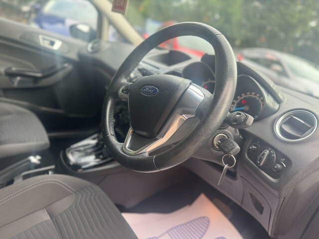 Ford Focus Focus 1.6L Zetec Climate 16V 101 Bhp Full Blue #2