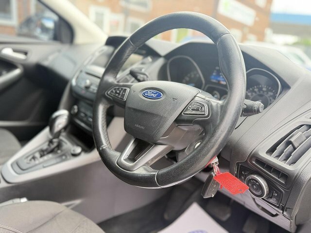 Ford Focus 1.0T Ecoboost Zetec Hatchback Euro GD16FOT Blue #2