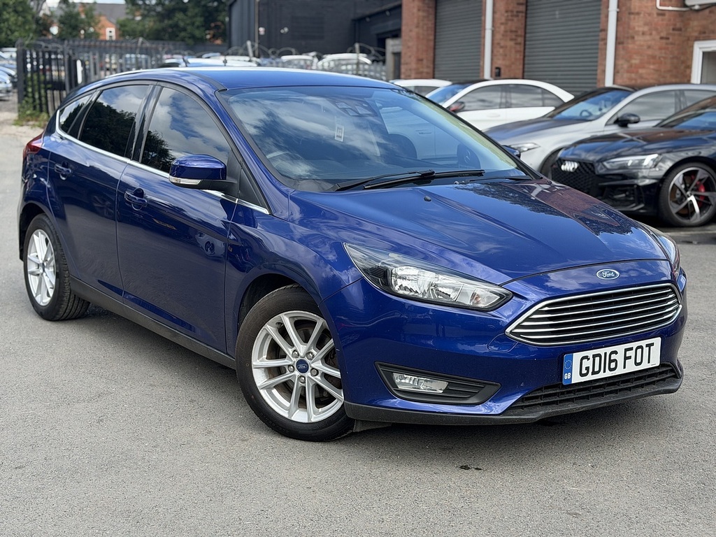 Ford Focus 1.0T Ecoboost Zetec Hatchback Euro Blue