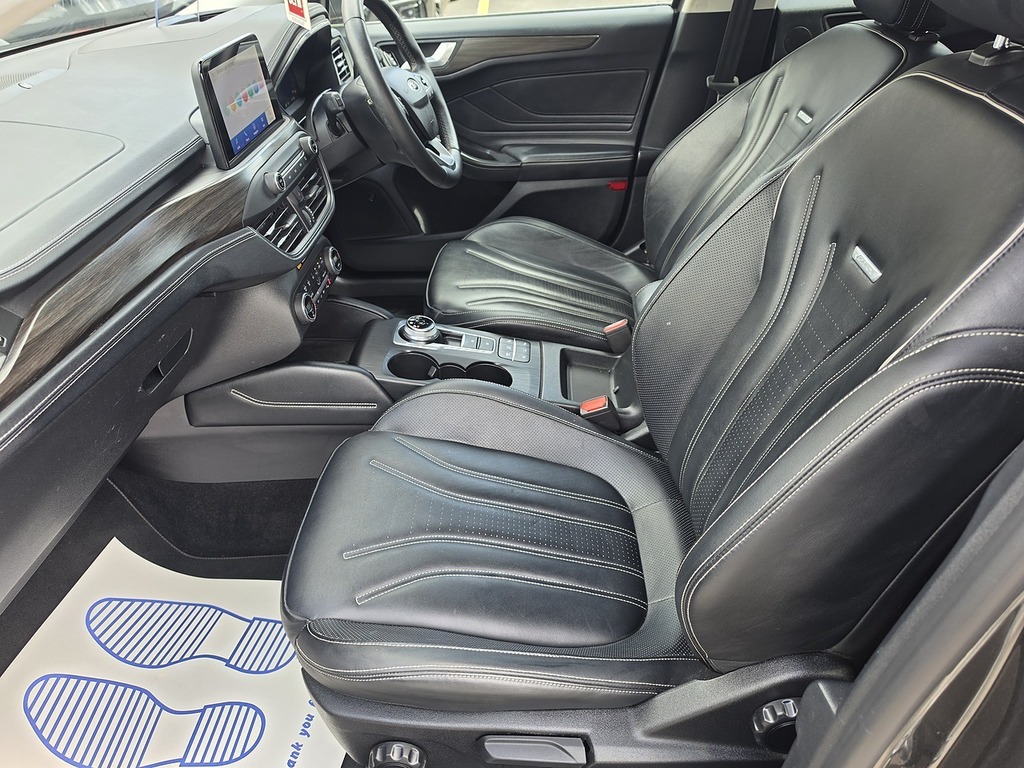 Ford Focus 1.5 Ecoblue 95 Zetec Red #67