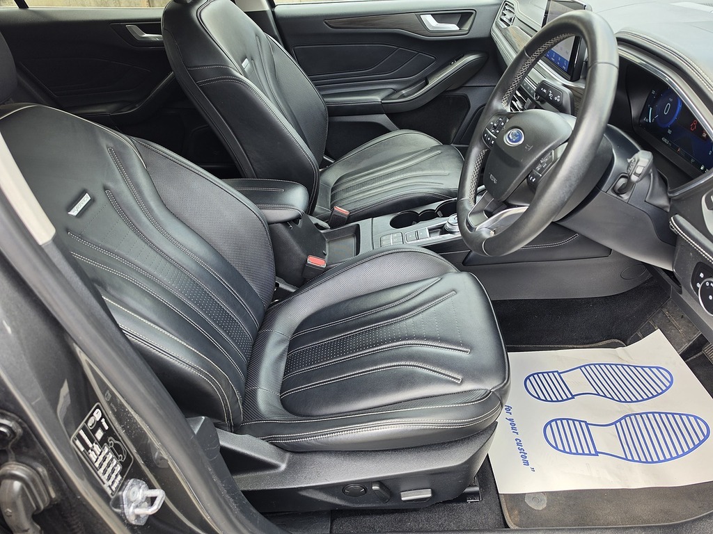 Ford Focus 1.5 Ecoblue 95 Zetec Red #35