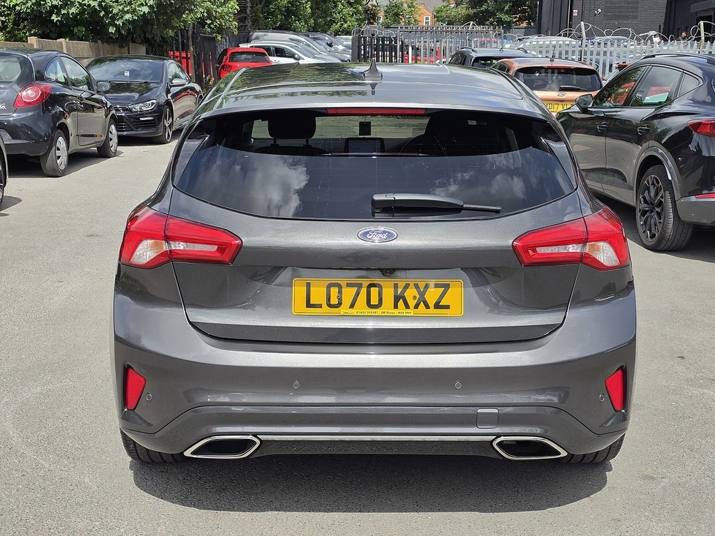 Ford Focus 1.5 Ecoblue 95 Zetec Red #14