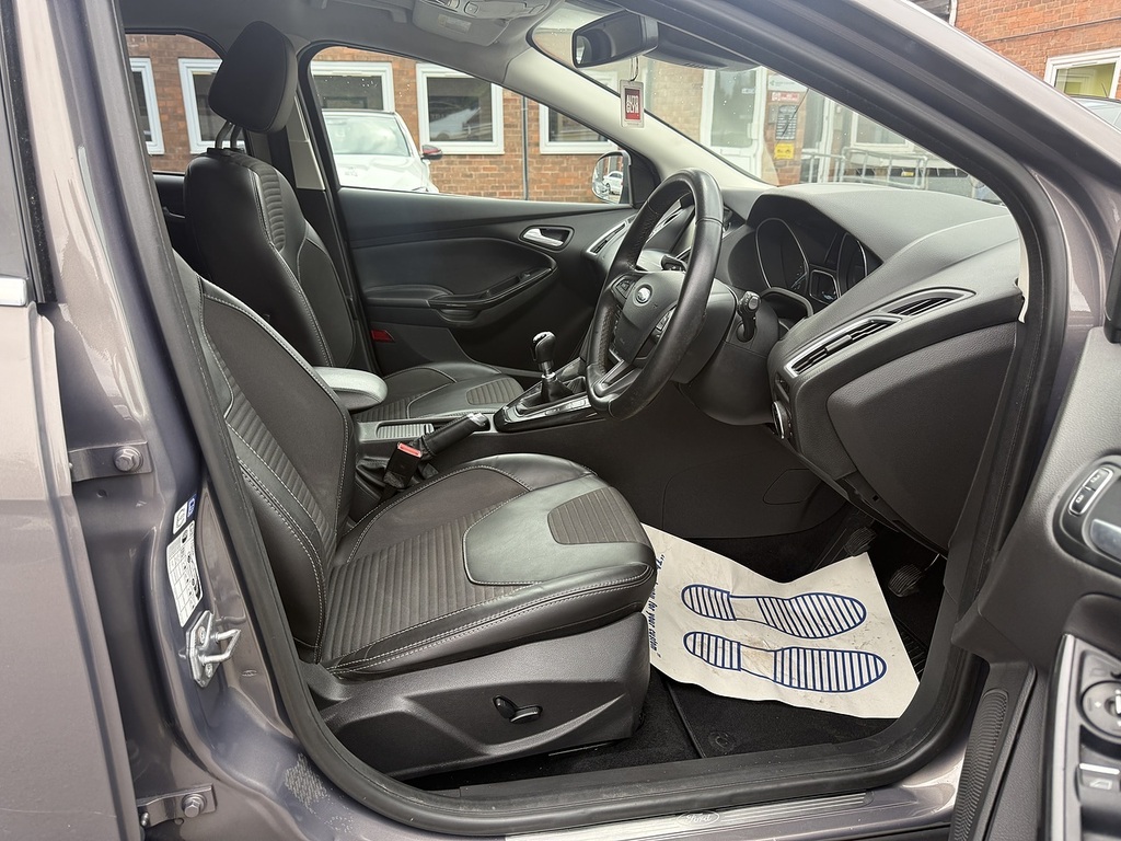 Ford Focus Zetec S Blue #28