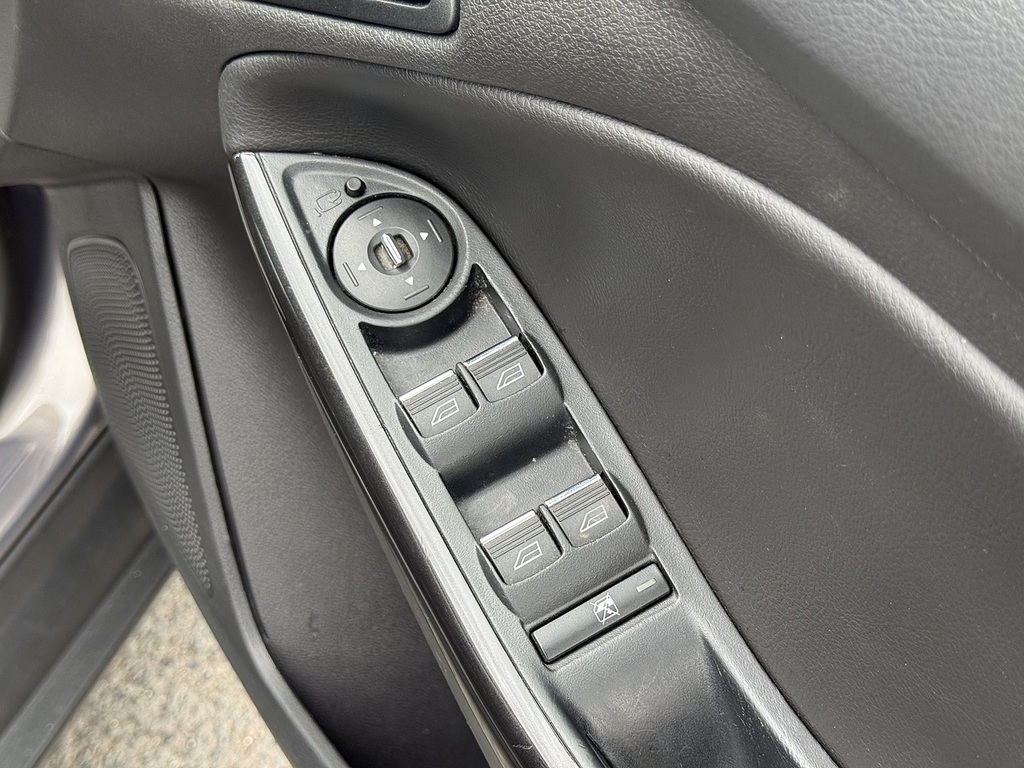 Ford Focus Zetec S Blue #22