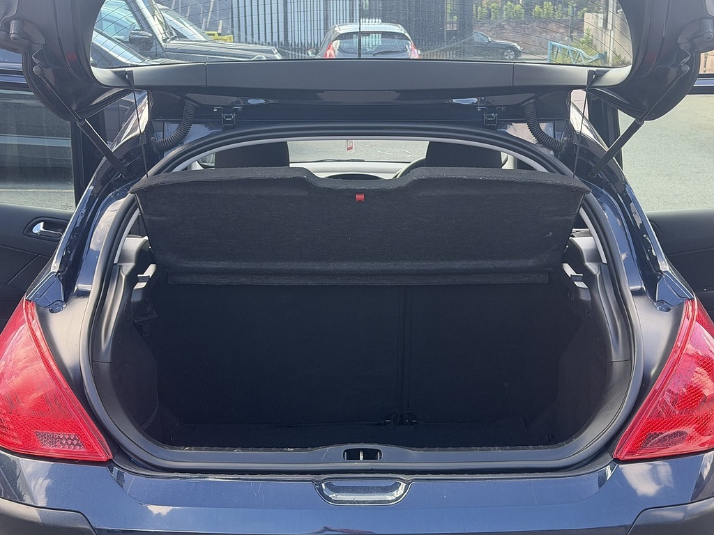 Peugeot 308 Hatchback 1.6 Black #18