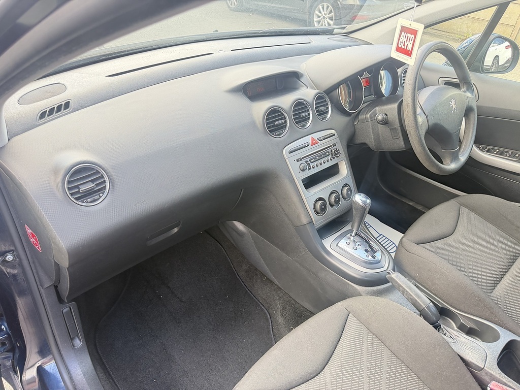 Peugeot 308 Hatchback 1.6 Black #13
