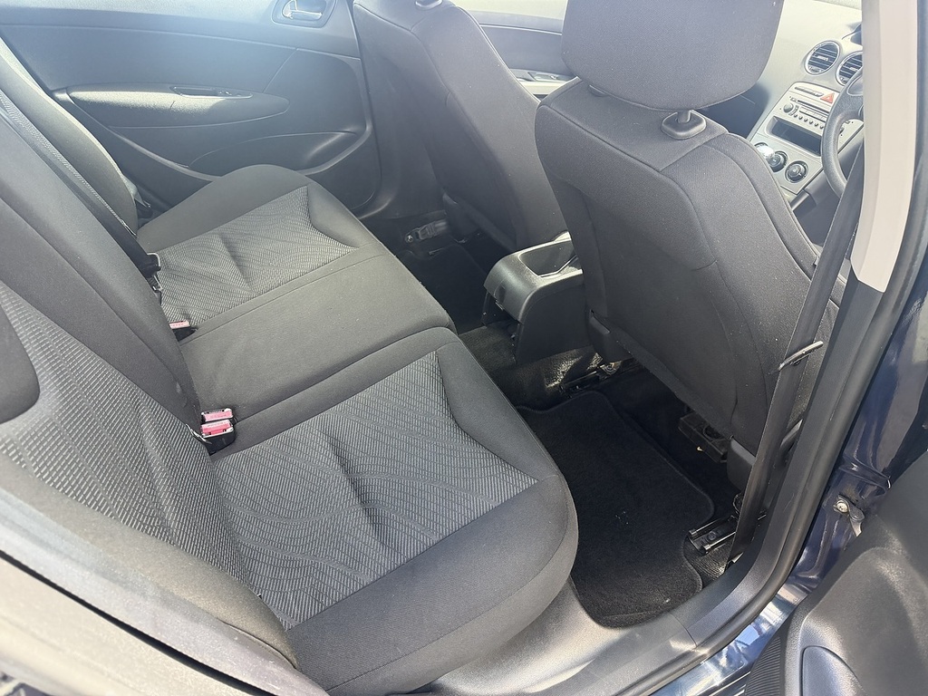 Peugeot 308 Hatchback 1.6 Black #41