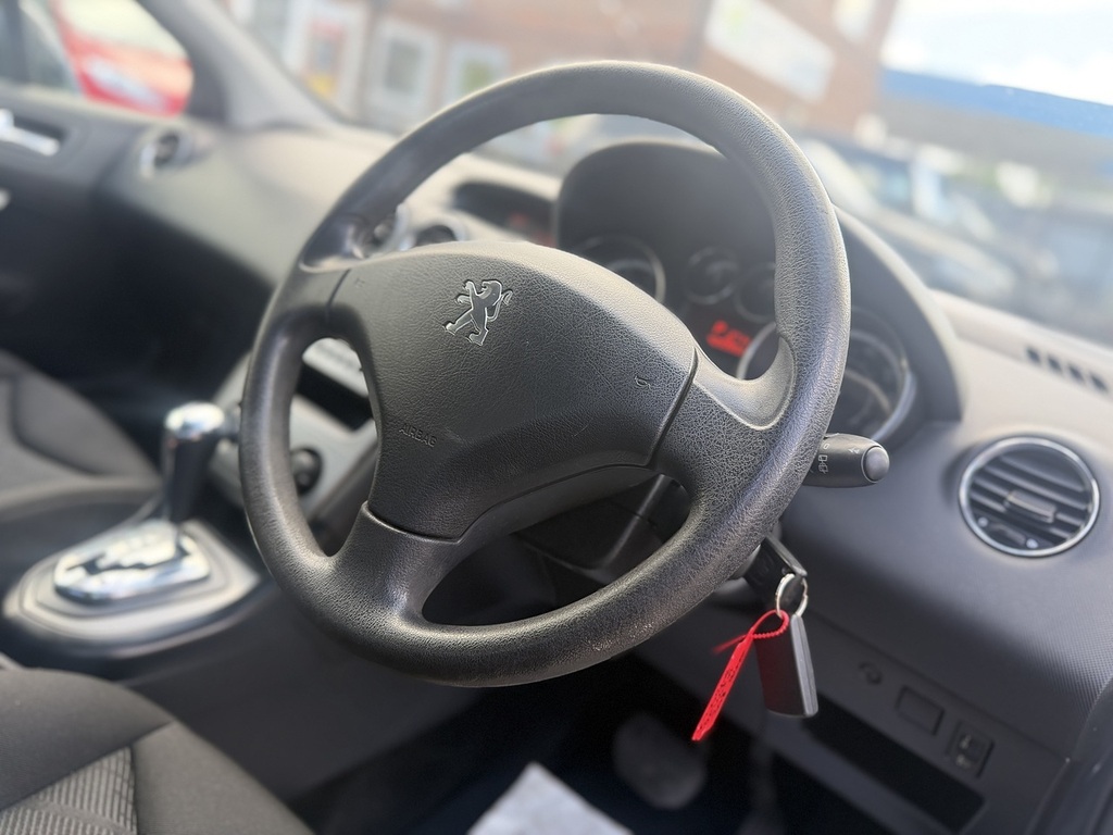 Peugeot 308 1.6 Vti S Hatchback 165 Gkm Blue #2