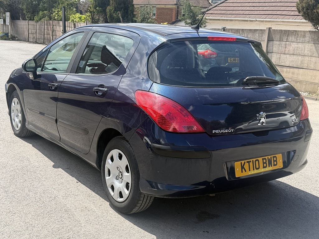 Peugeot 308 Hatchback 1.6 Black #19