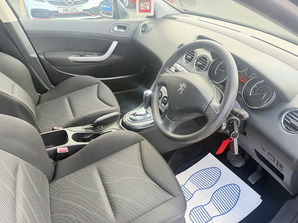 Peugeot 308 Hatchback 1.6 Black #23