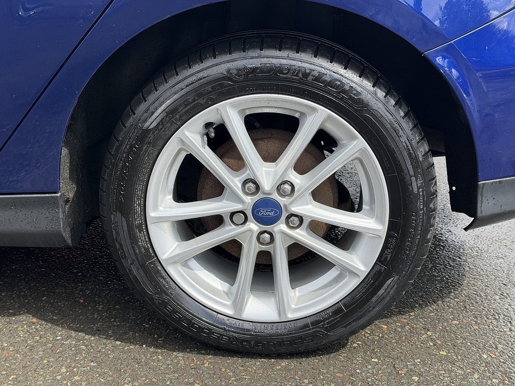 Ford Focus 1.0 Ecoboost 125 Zetec White #64