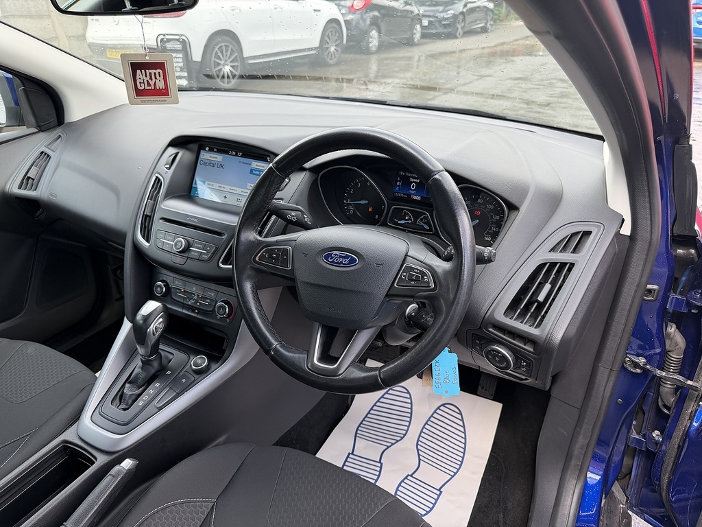 Ford Focus 1.0 Ecoboost 125 Zetec White #2