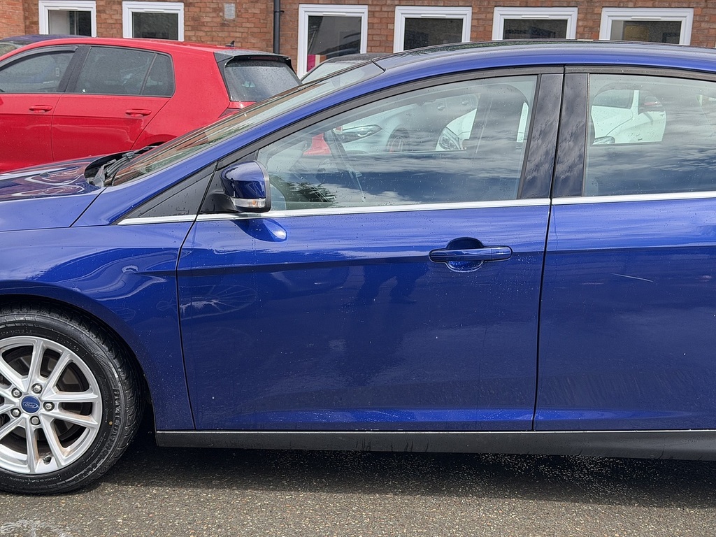 Ford Focus 1.0 Ecoboost 125 Zetec White #20