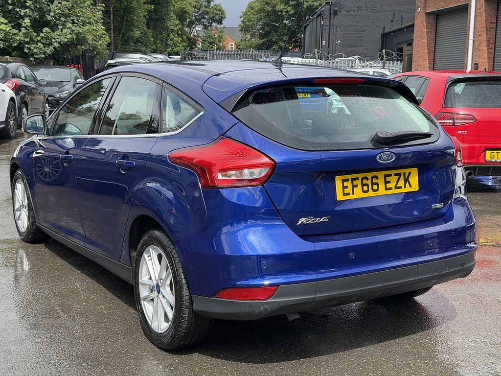 Ford Focus 1.0 Ecoboost 125 Zetec White #17