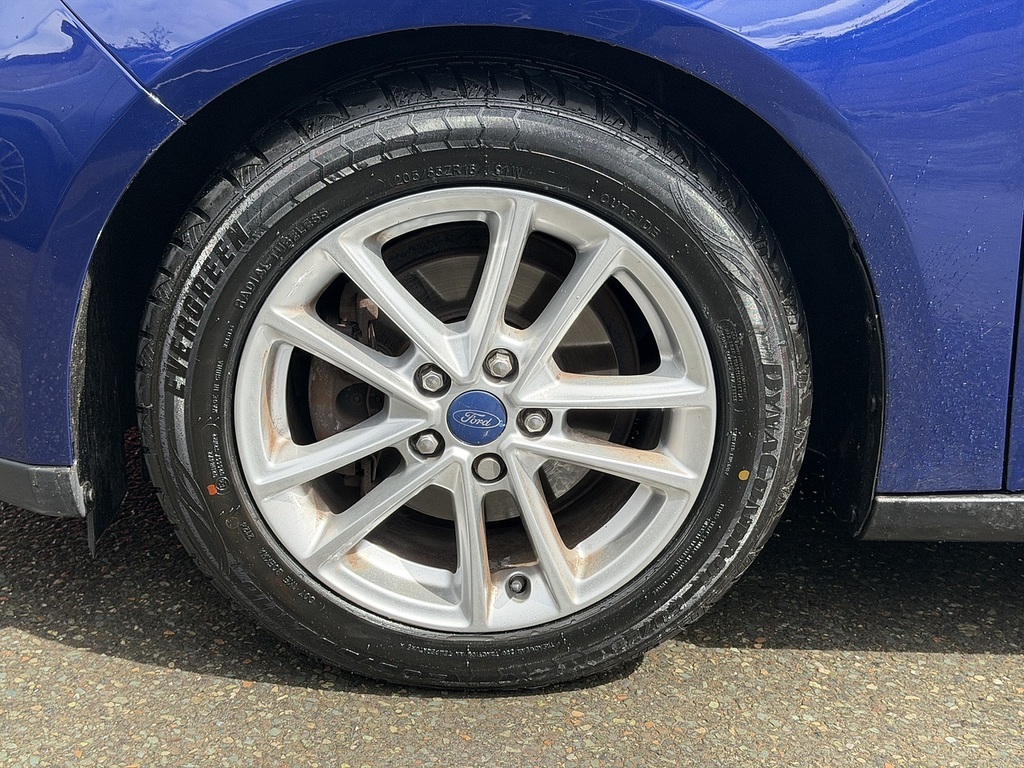Ford Focus 1.0 Ecoboost 125 Zetec White #63