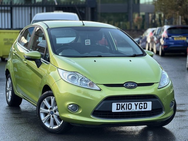 Ford Fiesta Fiesta Zetec Hatchback 1.4 DK10YGD Green