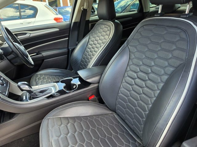 Ford Mondeo 1L Zetec Black #60