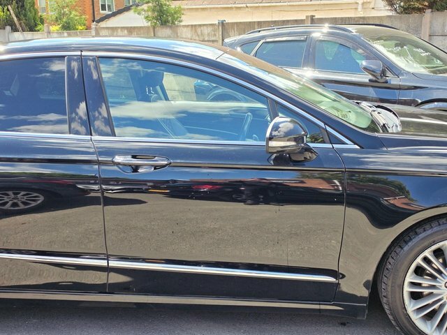 Ford Mondeo 1L Zetec Black #7