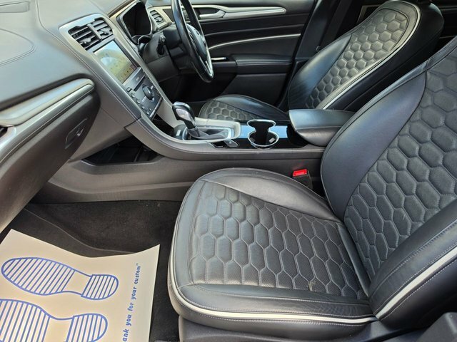 Ford Mondeo 1L Zetec Black #61