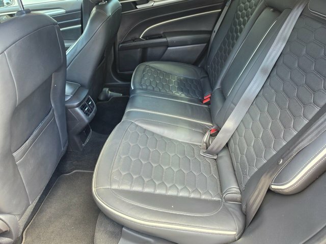 Ford Mondeo 1L Zetec Black #66