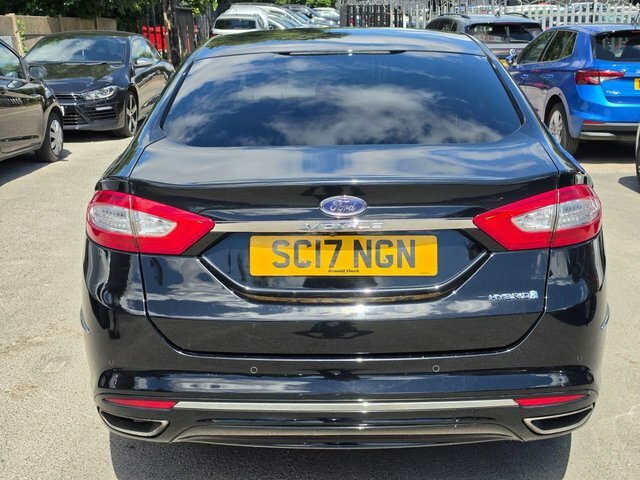 Ford Mondeo 1L Zetec Black #15