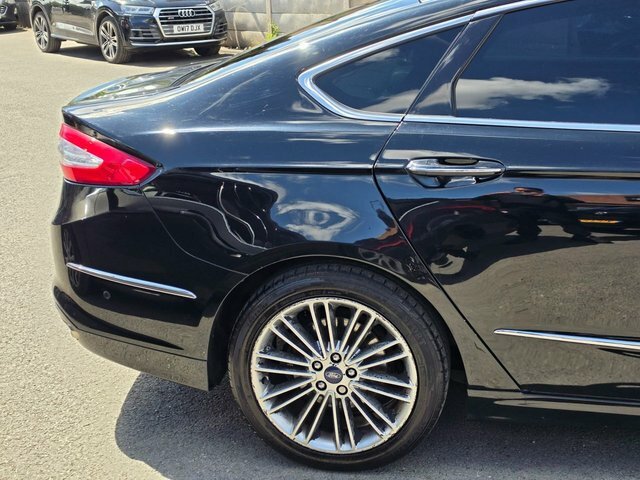 Ford Mondeo 1L Zetec Black #11