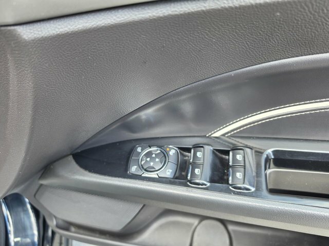 Ford Mondeo 1L Zetec Black #34