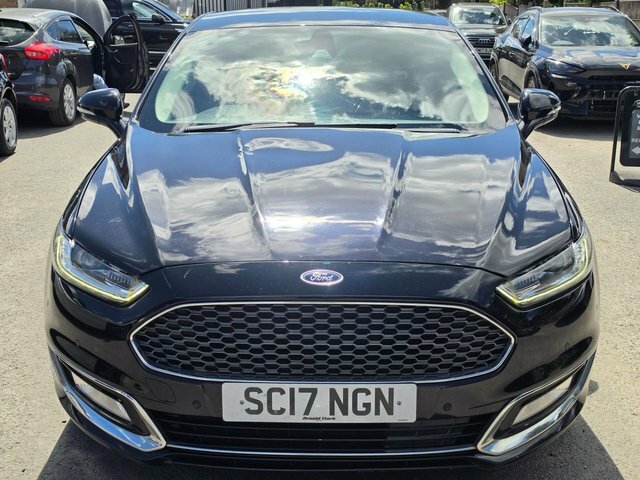 Ford Mondeo 1L Zetec Black #30
